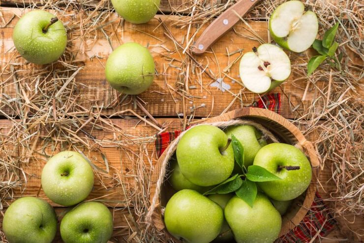 Clafoutis de pera y manzanas verdes