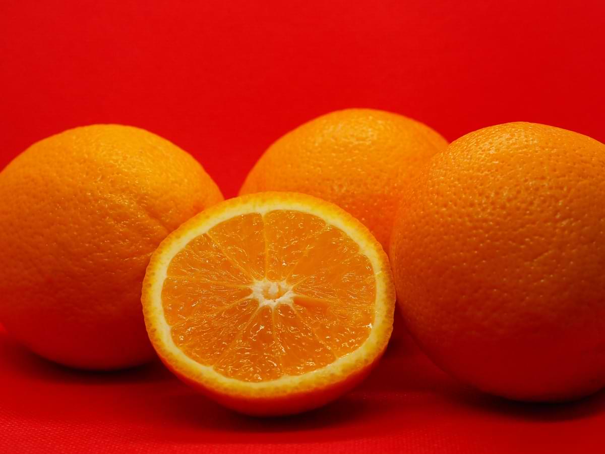 Naranjas frescas para preparar naranjas rellenas